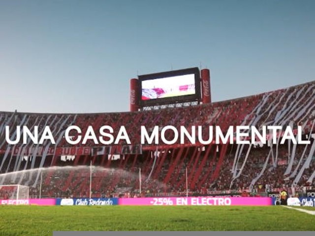 River Plate célèbre 82 ans de football au stade Monumental