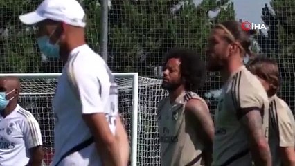 Real Madrid, Koronavirüsten ölenleri unutmadı