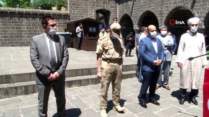 Diyarbakır'ın fethinin yıl dönümü 27 sahabenin bulunduğu camide kutlandı