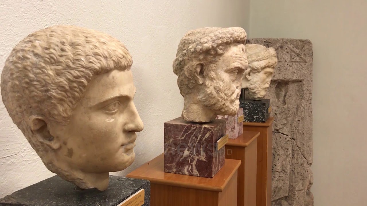 Ora News - Fier, apolonia pa turistë, pas pandemisë, vizitorë të paktë në Parkun Arkeologjik