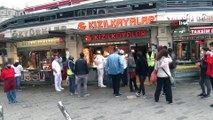 Kısıtlama sonrası Taksim Meydanı ve İstiklal Caddesinde hareketlilik