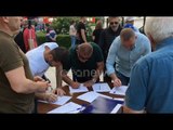 Ora News - Aleanca për mbrojtjen e Teatrit nis mbledhjen e firmave në Shkodër