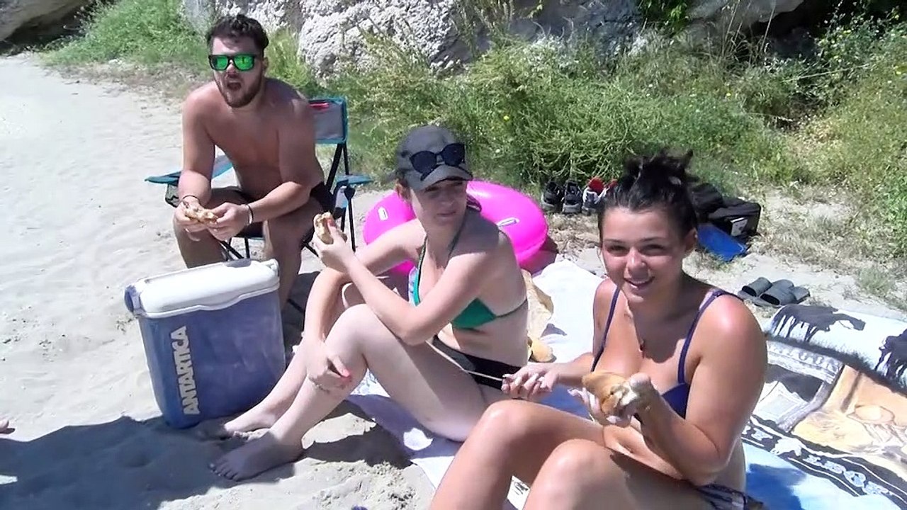 La plage du Verdon à Martigues est de nouveau a...