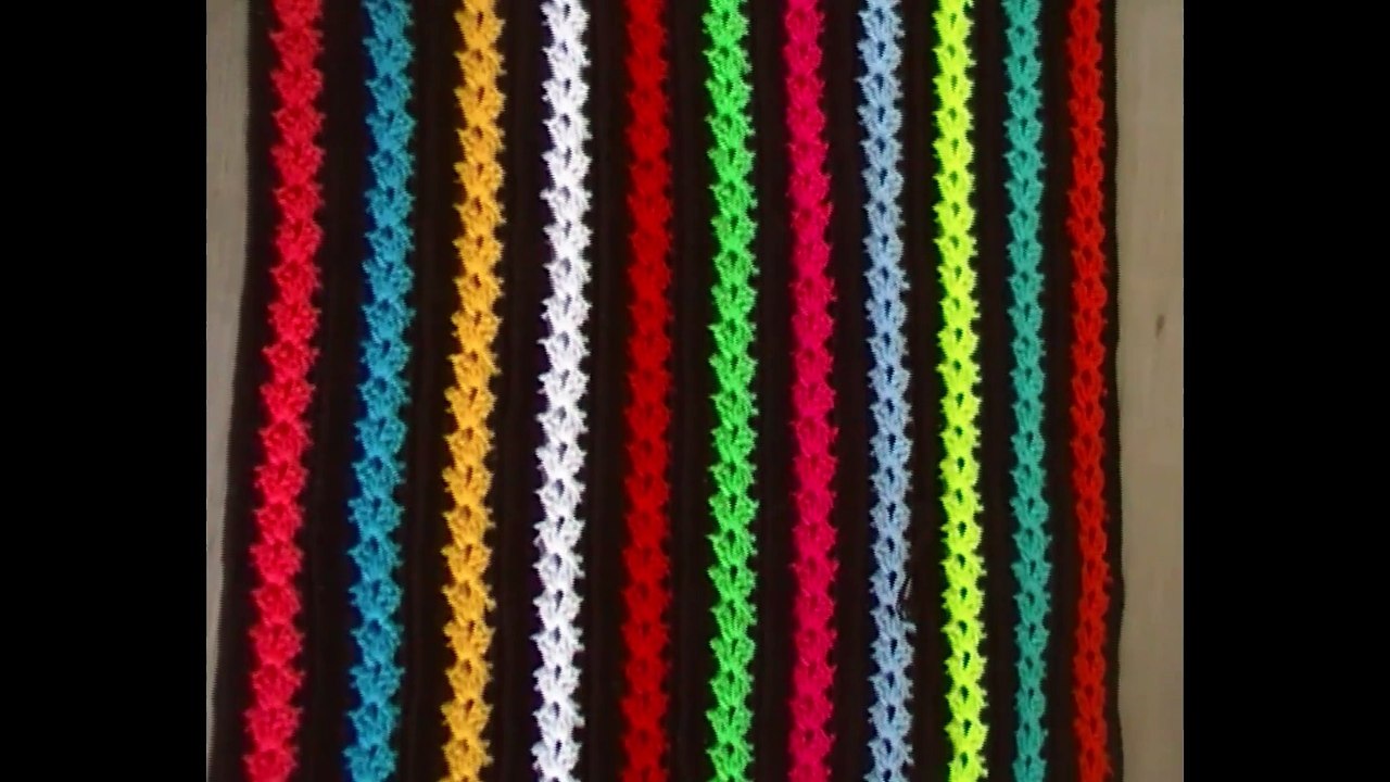 Bunte Decke aus viele Streifen häkeln