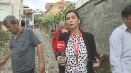 Descargar video: U dëmtua nga tërmeti, banori e rregulloi, por Bashkia e Tiranës i shemb shtëpinë me fadroma