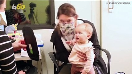 Heartwarming Footage Shows Baby Hearing Mother’s Voice for the First Time!