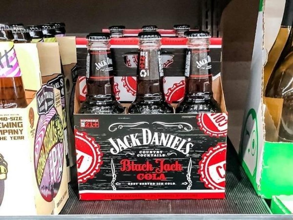 Jack Daniels' New Bottled Whiskey Cola Is Perfect For Jack and Coke Fans
