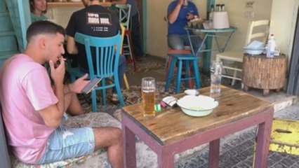 Israel continúa la desescalada, esta vez abren los bares