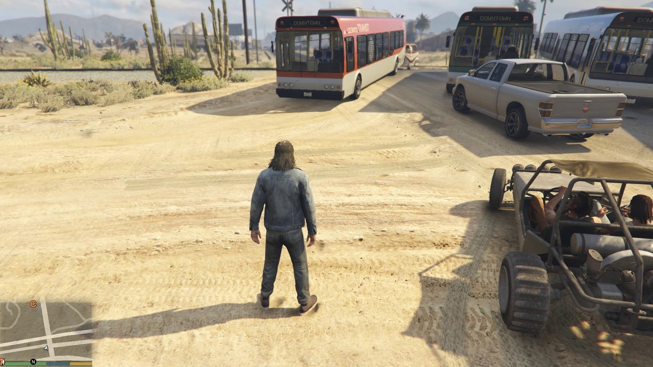 Grand Theft Auto V (TRAIN VS BUS)