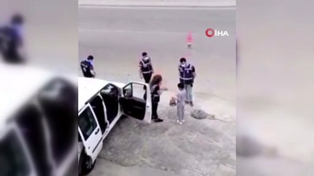 Batmanlı çocuklardan polis ekiplerine bayram şekeri