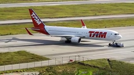 Aeroporto de Guarulhos-SP  Pousos e Decolagens