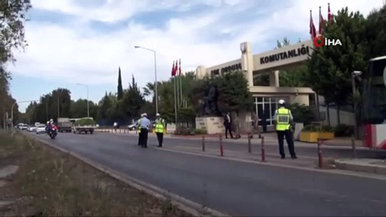 Ege Ordu Komutanı'nın emir subayı FETÖ'den gözaltına alındı