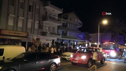 Döşeme mağazası alev alev yandı, kullanılamaz hale geldi