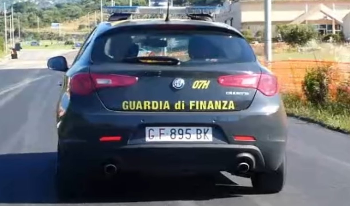 Sardegna - Evasione fiscale su yacht di lusso: sequestri per 3 milioni (28.05.20)