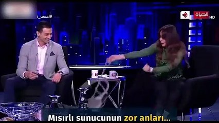 Mısırlı sunucuya canlı yayında maymun saldırdı