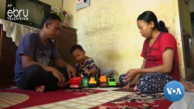 Pandemic Lockdowns, Layoffs Devastate Livelihoods Worldwide