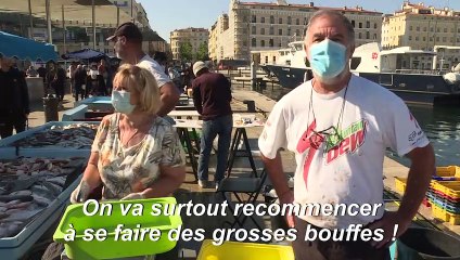 En Méditerranée, nostalgie des embrassades et nouveaux rites sociaux après le Covid-19