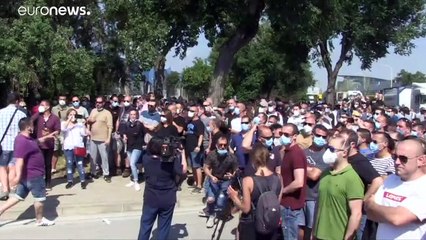 Il costruttore automobilistico Nissan chiude lo stabilimento di Barcellona