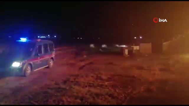 Alev alev yanan ağıl küle döndü