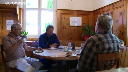 Швейцария снимает запреты на массовые собрания