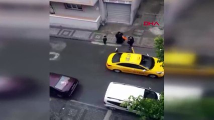 Böyle vicdansızlık görülmedi! Doğum yapan kadını taksici aracından attı