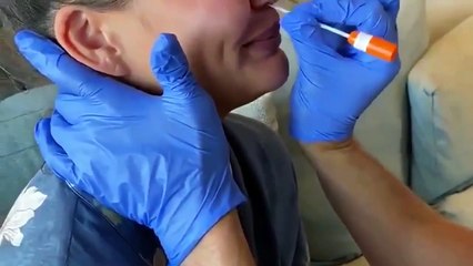 Descargar video: Chrissy Teigen Responded After She Was Criticized for Sharing a Video of Her Coronavirus Test