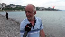 Zonguldak'ta, amatör balıkçılar sosyal mesafeli balık tuttu