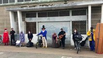 Une dizaine d'artistes sillonnent les quartiers de La Rochelle pour recréer du lien social