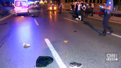 Bariyerlere çarpan sürücü hayatını kaybetti | Video