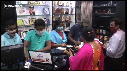 Photographer in India creates custom face masks for people during COVID-19 lockdown