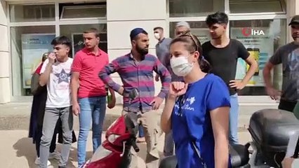 Babasının elini bırakan çocuğa araç çarptı, o anlar kameraya böyle yansıdı