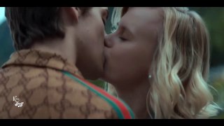 Ragnarok  Kiss Scene (Emma Bones and Herman Tømmeraas)