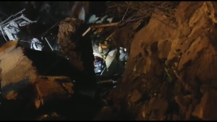 Colapsa vivienda en Quito y dos personas fallecen en el lugar