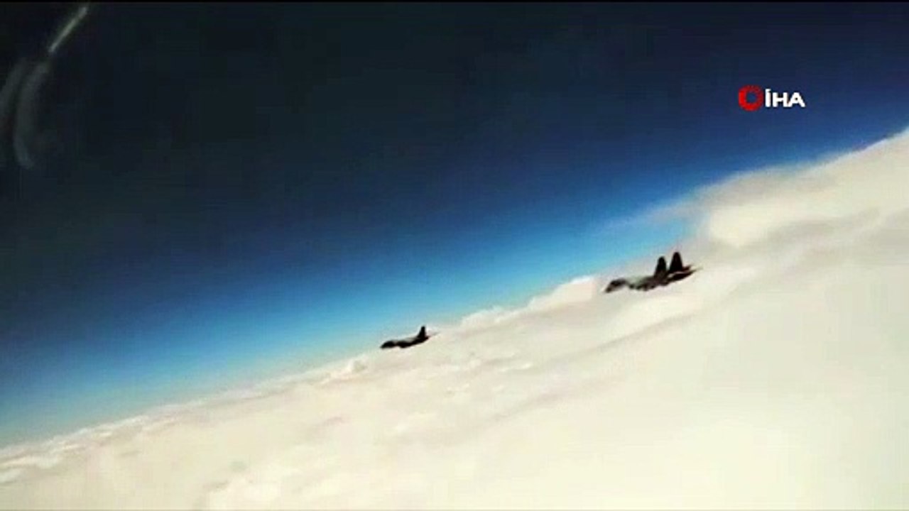 - Rus savaş uçakları ABD bombardıman uçaklarına engelleme yaptı