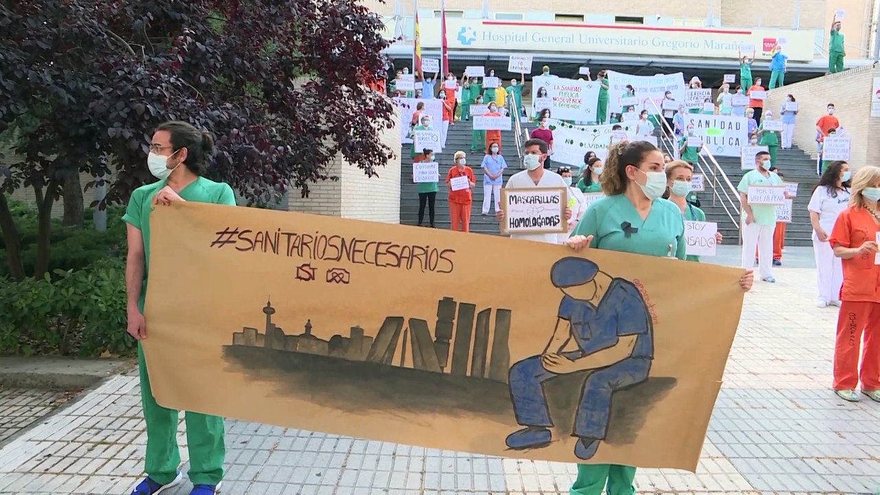 Sanidad cifra el total de sanitarios contagiados en 51.482, con 63 fallecidos