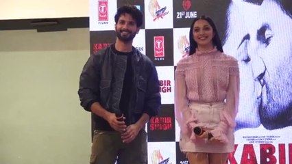 Shahid Kapoor And Kiara Advani Become LOVE GURU And Answer Fans Questions