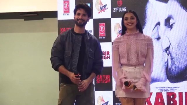 Shahid Kapoor And Kiara Advani Become LOVE GURU And Answer Fans Questions
