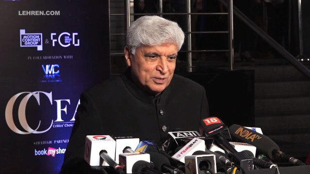 Javed Akhtar Slams Shekhar Kapur On Twitter Asks Him To Meet A Good Psychiatrist