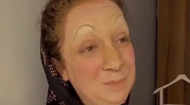 Adile Naşit yaşıyor