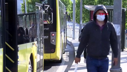 İstanbul’da yollar ve meydanlar boş kaldı