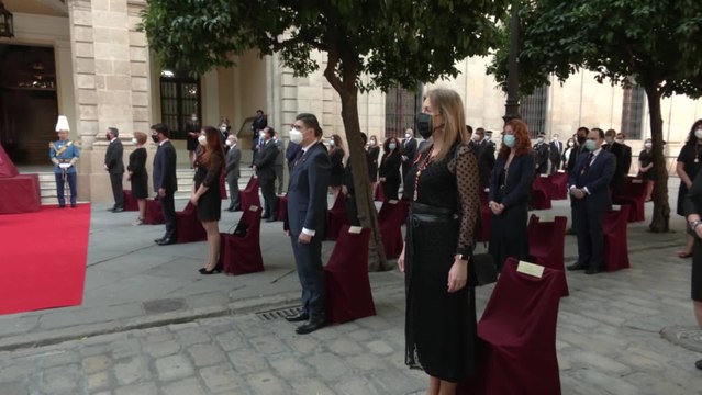 Sevilla homenajea a las víctimas del Covid-19