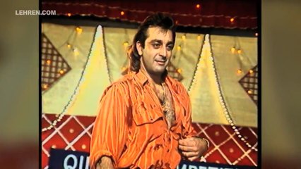 Sadak Actor Sanjay Dutt Performs Qawwali