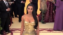 Kim Kardashian Takes Over Kylie Jenners Phone And Hilariously Mocks Her