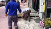 İş yeri önüne masa koymak için kaldırıma beton döktüren esnafa ceza