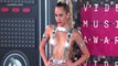 Miley Cyrus Shades Kaitlynn Carter And Liam Hemsworth In A Cryptic Post