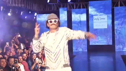 Ranveer Singh's Crazy Ramp Walk At 4th Edition Of The Wedding Junction