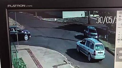 Câmera mostro momento da colisão que provocou morte de homem no Cascavel Velho