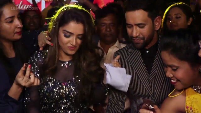 आम्रपाली दुबे के बर्थडे पार्टी में जमकर नाचे खेसारी लाल ,देखिये वीडियो