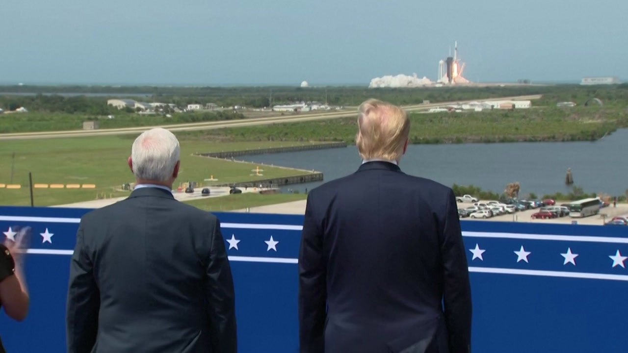 美, 첫 민간 유인 우주선 발사 성공...민간 우주 탐사시대 개막 / YTN