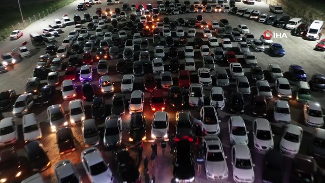 Nevşehir’de yüzlerce araç “Arabalı Sinema Günleri” nde buluştu